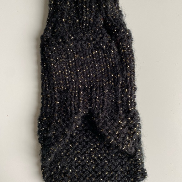 Handmade Dog 9 1/2 inches (2-3lbs) Knitted Black with Gold Lurex Sweater - Picture 3 of 3